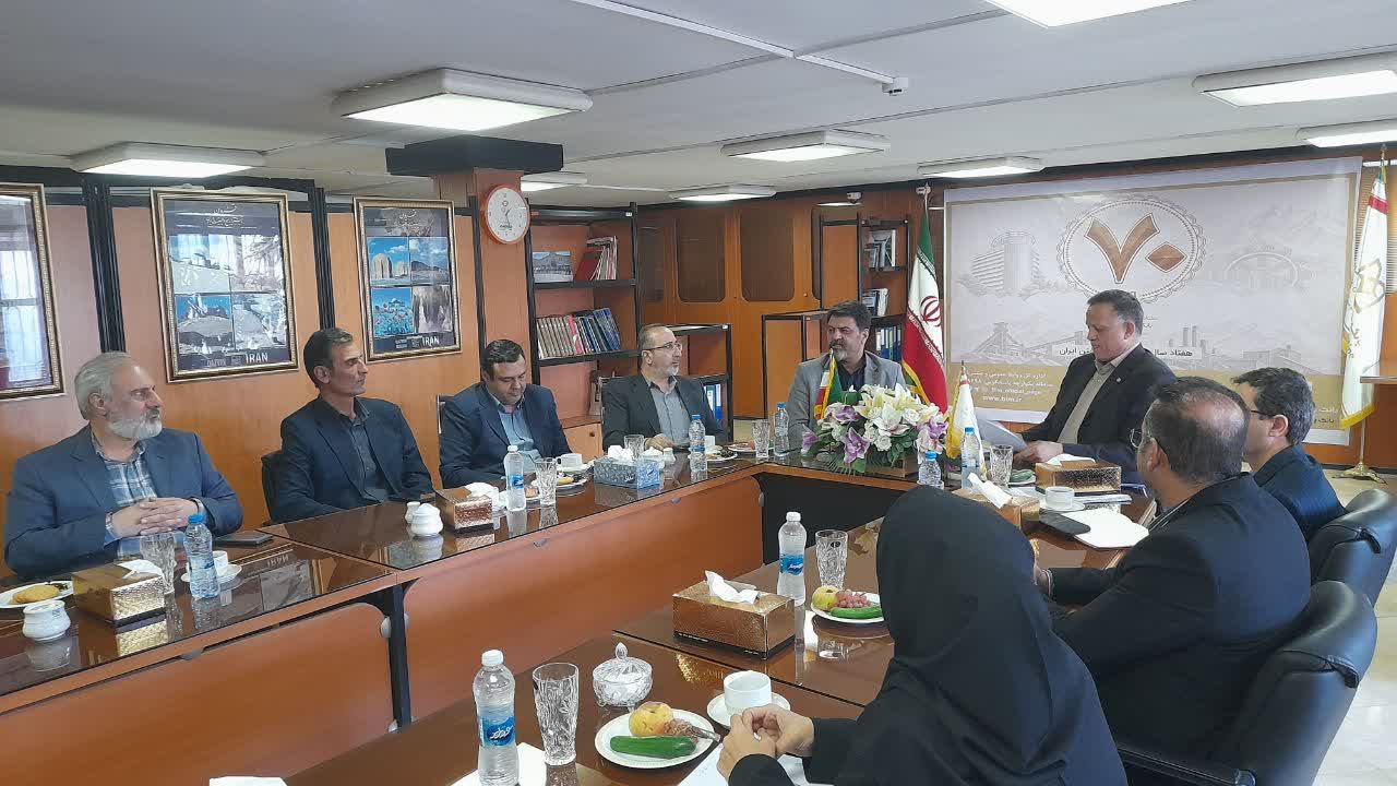 بانک صنعت ومعدن نقش مهمی در حمایت مالی از صنعتگران و تولیدکنندگان دارد