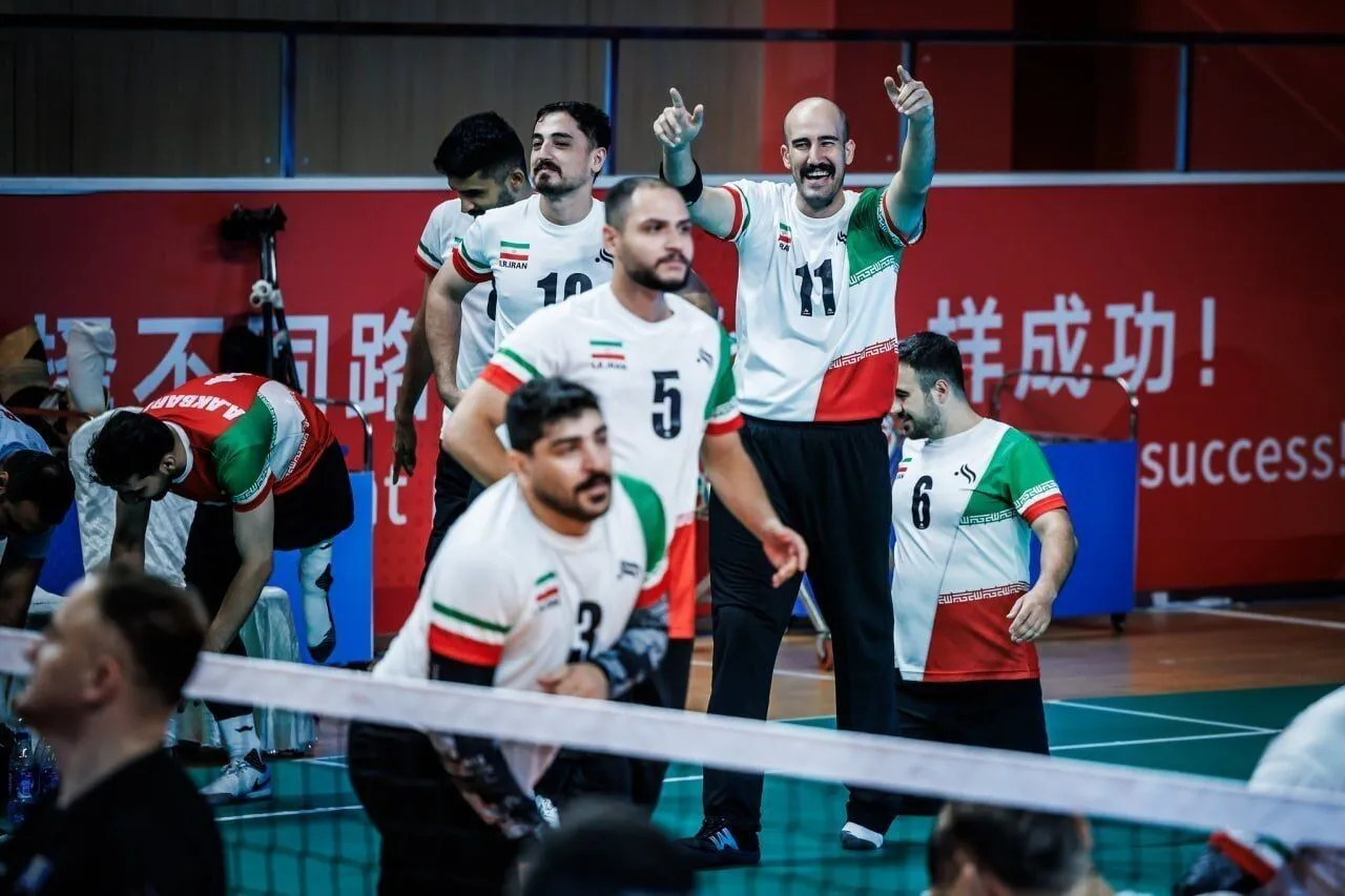 والیبال نشسته
