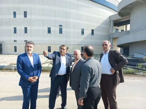 بازدید نماینده مردم ساری و میاندورود و مدیرکل ورزش و جوانان از مجموعه ورزشی ماهفروجک ساری