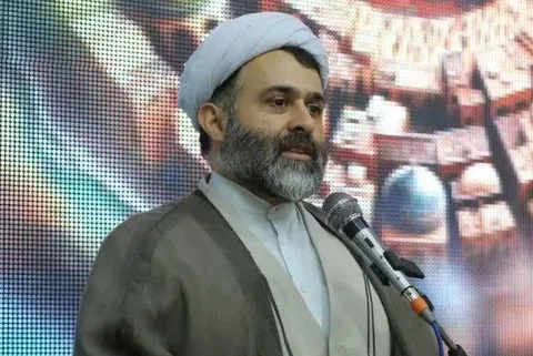 رقابت جذاب ۳۲ نفر  در مرحله استانی آزمون معارفی مسابقات قران