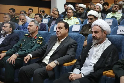 استاندار ایلام: تردد سه میلیون زائر اربعین با هم‌افزایی نیروی انتظامی و دستگاهها مدیریت شد/ امنیت نخستین نیاز جامعه است