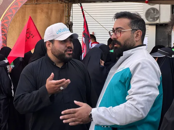 غرفه ایران یاران جوان در حاشیه تشییع رهبر شهید انقلاب در مشهد