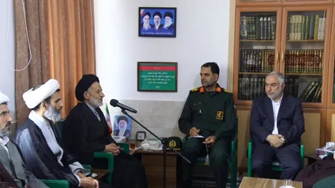سپاه پاسداران انقلاب اسلامی وظیفه پاسداری از انقلاب را بر عهده دارد