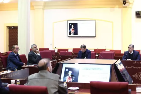 توافق MMA  بانوان با مربی قرقیزستانی