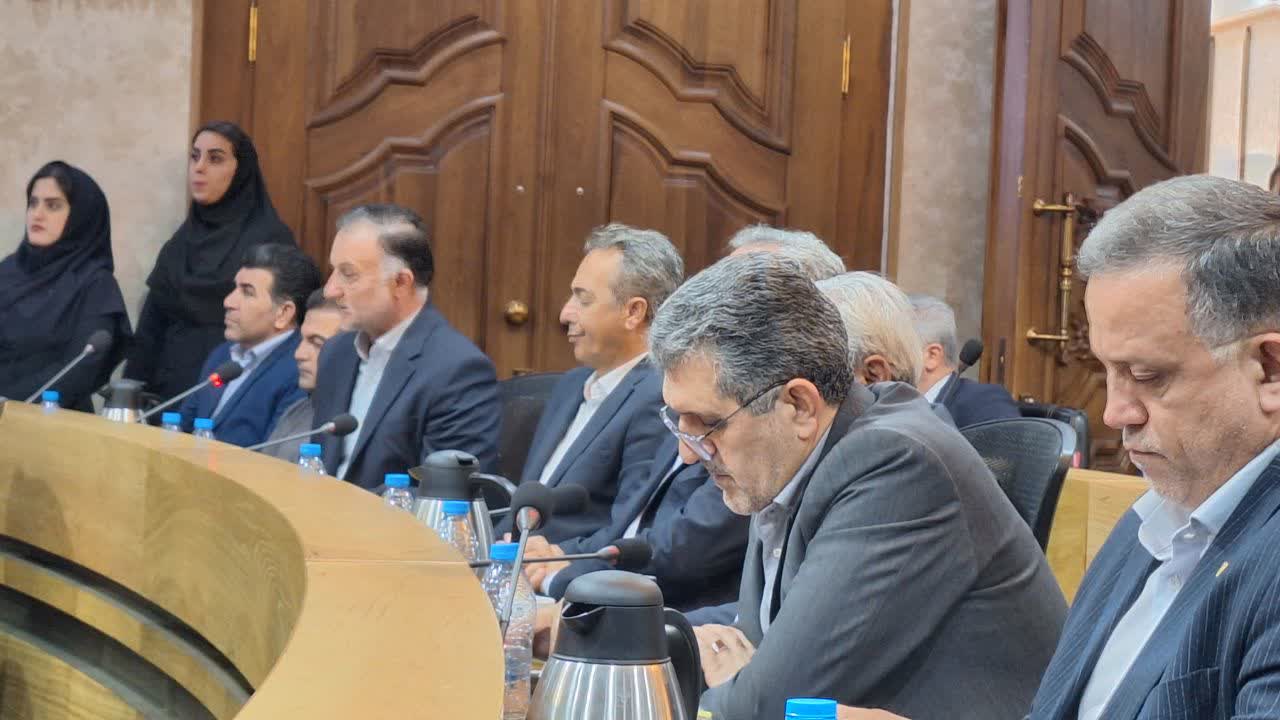 نوسازی صنایع قزوین در اولویت است/ برگزاری شورای عالی معادن در قزوین