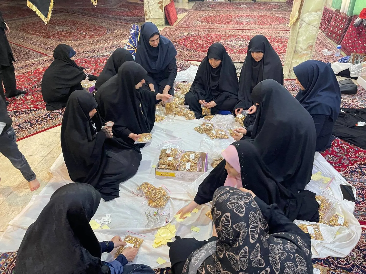 حماسه بانوان پایتخت در قلب محلات/ رشد ۴۰۰ درصدی خدمات مشاوره‌ای و مشارکت ۱۳۵۰ کنشگر محلی در دوران جنگ تحمیلی