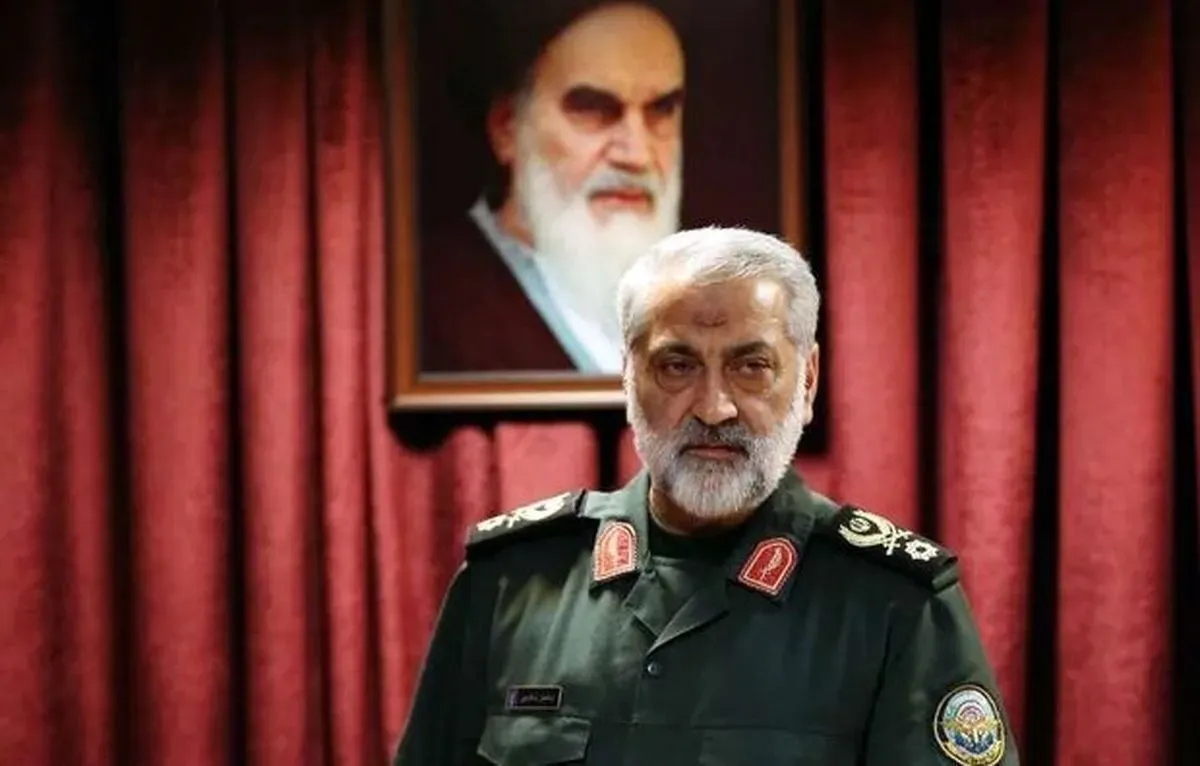 سردار شکارچی: کشورهای منطقه از زیر چتر امنیتی ناتوان آمریکا خارج شوند