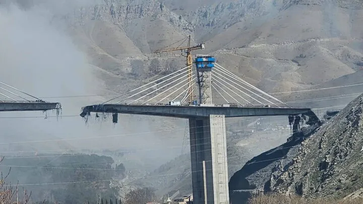 U.S.-Israel Strikes Target Civil Infrastructure: Karaj’s Iconic B1 Bridge Damaged