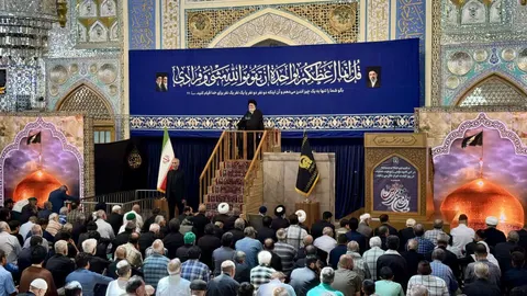 آیت‌ا...علم‌الهدی: نتیجه گفتمان‌های انحرافی، تضعیف قدرت ما در منطقه و رهبری است/  پایان جنگ بدون دستیابی به حقوق و منافع ملی، پیروزی دشمن است