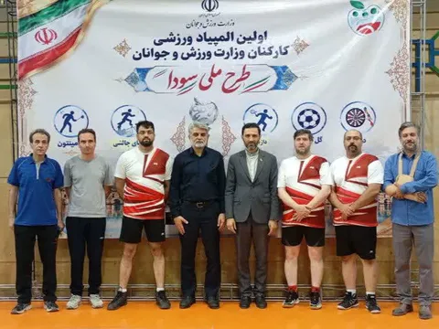 مردان سیستان و بلوچستان قهرمان بدمینتون المپیاد کارکنان وزارت ورزش و جوانان شدند