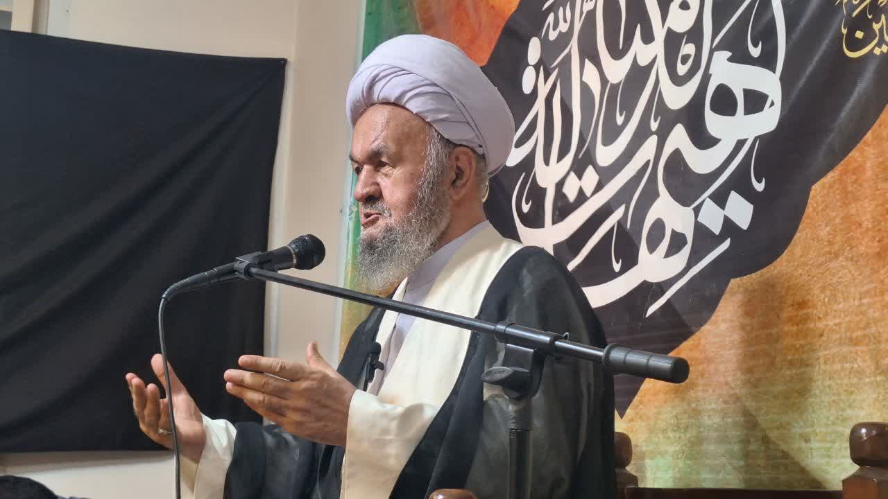 مذاکره در جای مناسب و جنگ ودفاع در زمان خود/ این دومنافاتی با هم ندارند