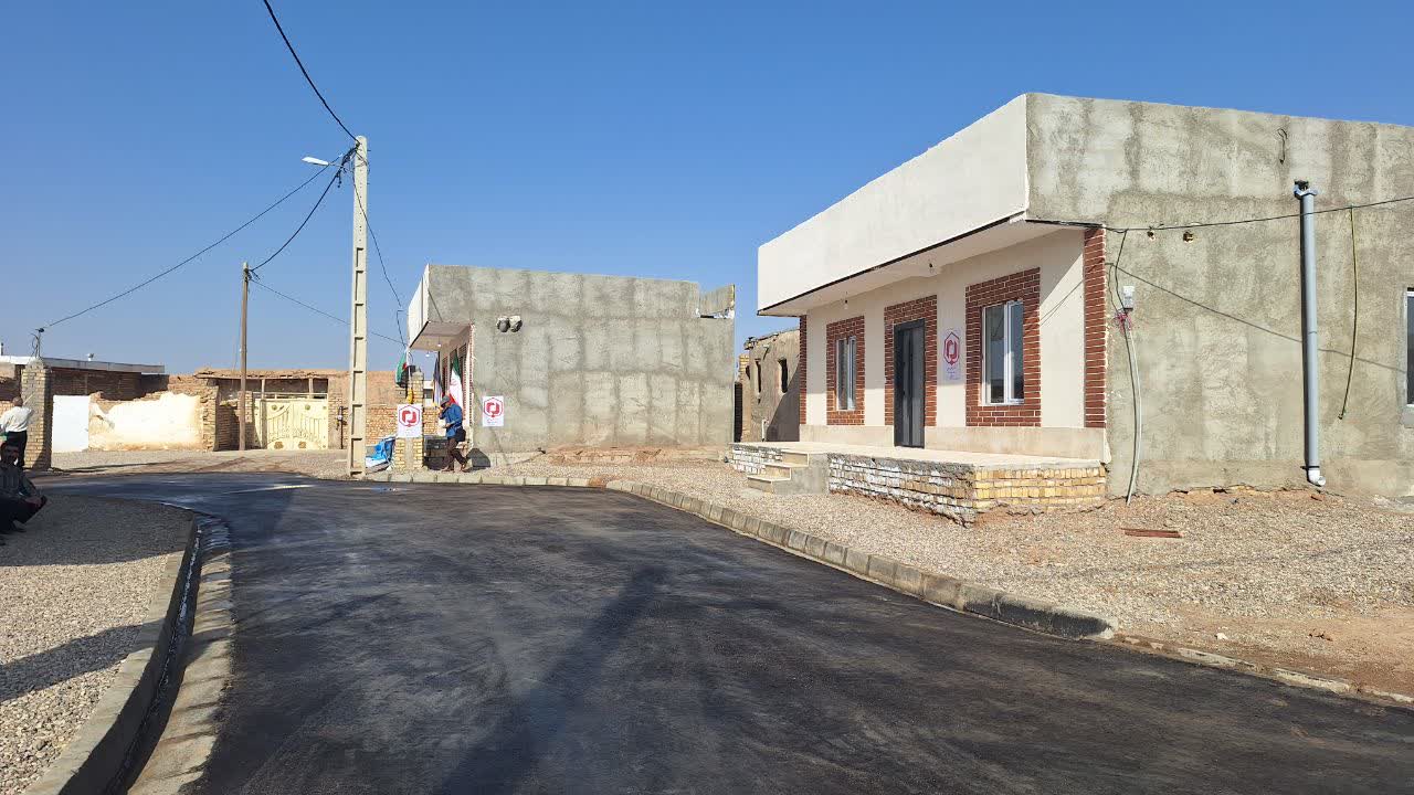 بازسازی واحدهای آسیب دیده از جنگ در روستای تتنک بویین زهرا به اتمام رسید بازسازی واحدهای آسیب دیده از جنگ در روستای تتنک بویین زهرا به اتمام رسید