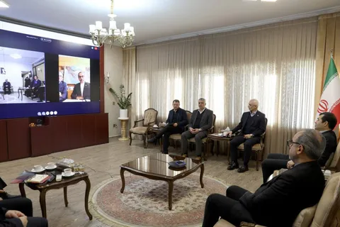 جلسه وبیناری بررسی چالش اسکان کاروان در ناگویا با حضور وزیر ورزش و سفیر ایران در ژاپن