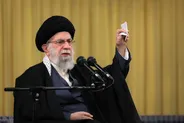 رهبر شهید ایران مرزبان اقالیم قبله