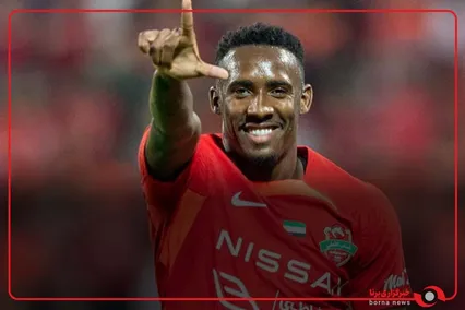 گل اول شباب الاهلی به تراکتور توسط سزار روی پاس سردار آزمون