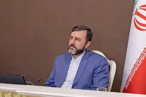 غریب آبادی: آمریکا اگر عاقل باشد باید راهکار دیگری غیر از جنگ را انتخاب کند