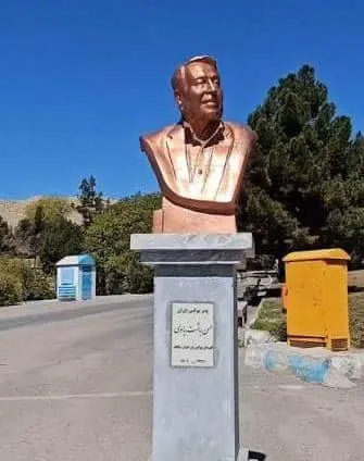 تندیس پدر بوکس ایران