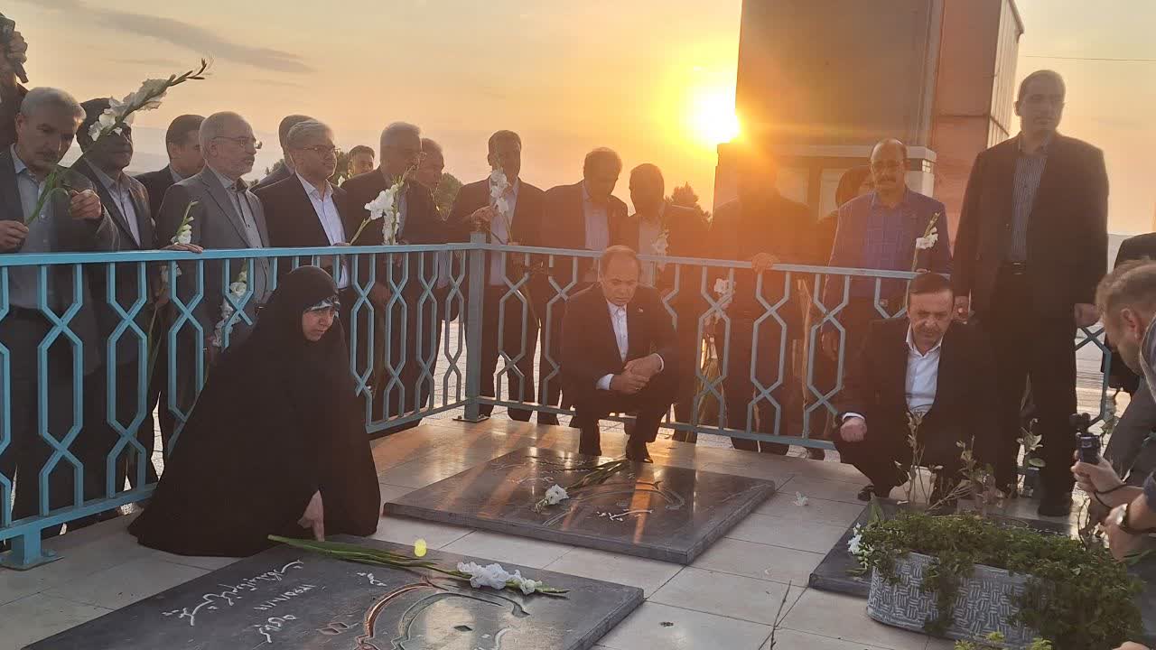 وزیر کشاورزی به قزوین سفر کرد