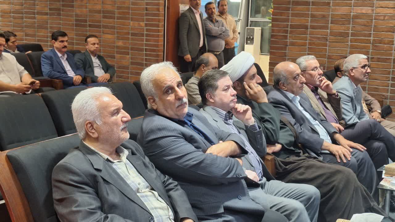 جای نشریات تخصصی در عصر گسترش فضای مجازی خالی است 
