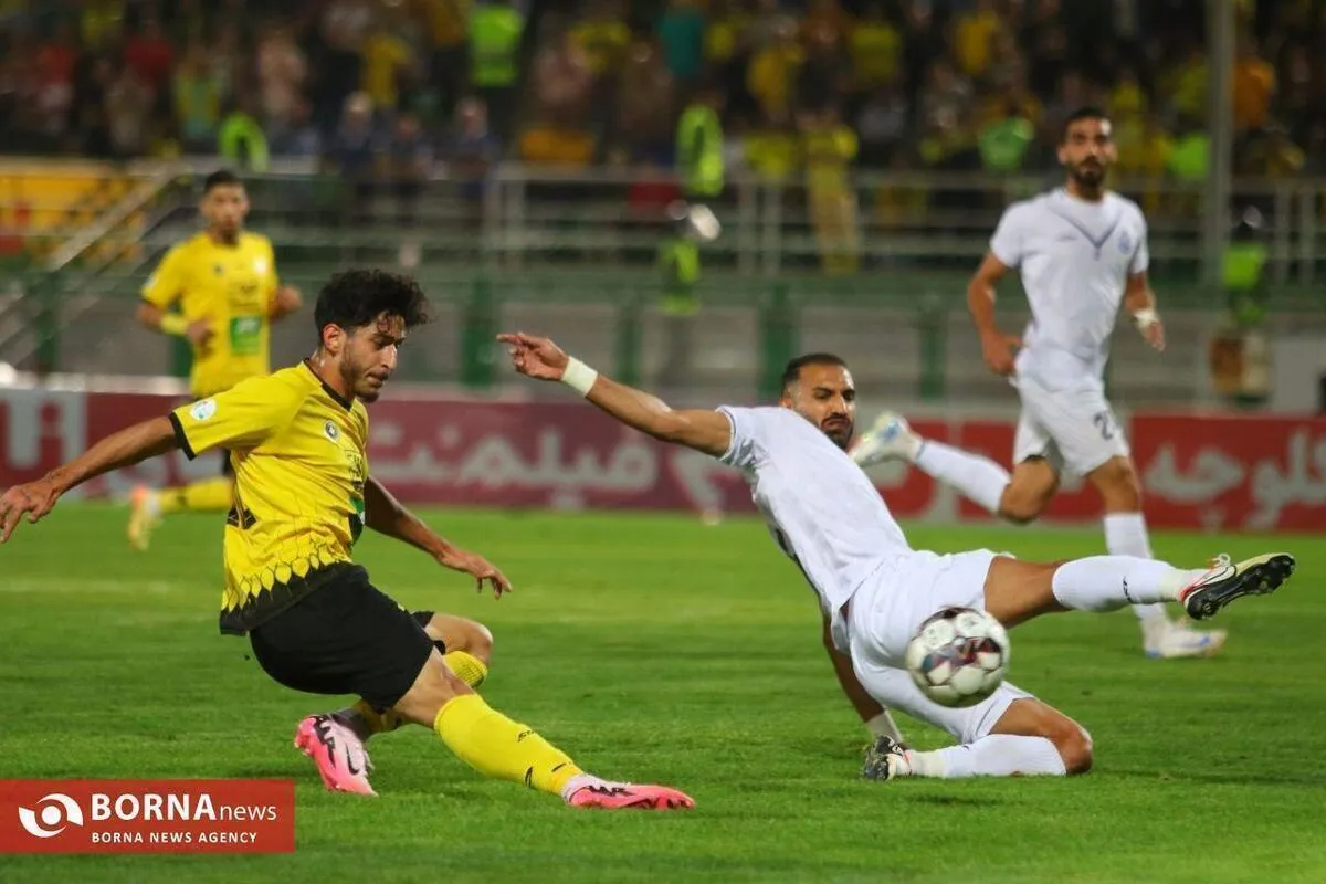 تقسیم امتیازات سپاهان و ملوان در نقش جهان