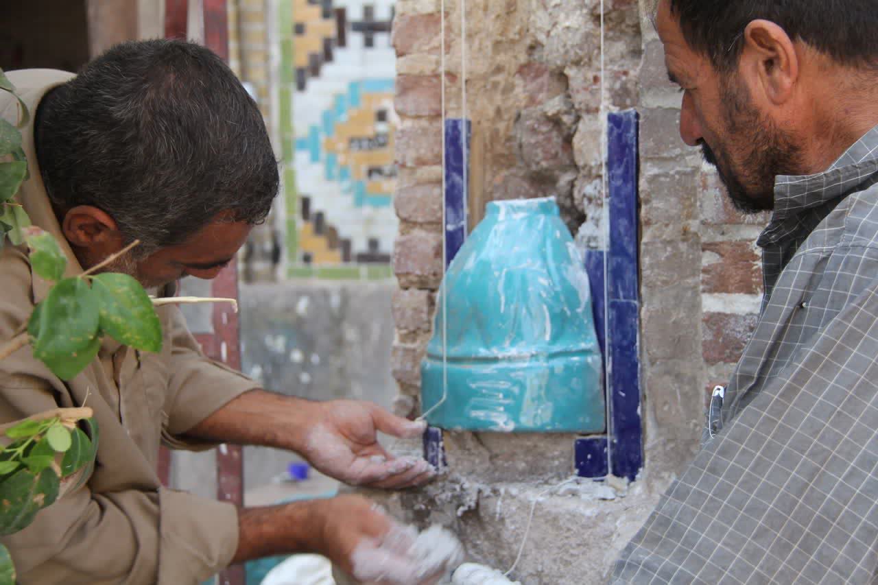 تزئینات کاشیکاری مسجدالنبی (ص) قزوین مرمت شد تزئینات کاشیکاری مسجدالنبی (ص) قزوین مرمت شد