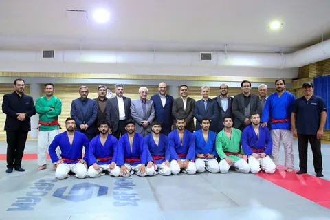 قهرمانی بدون اخلاق، ماندگار نیست / استاندار خراسان شمالی: ملی‌پوشان نمایندگان شرافت یک ملت هستند