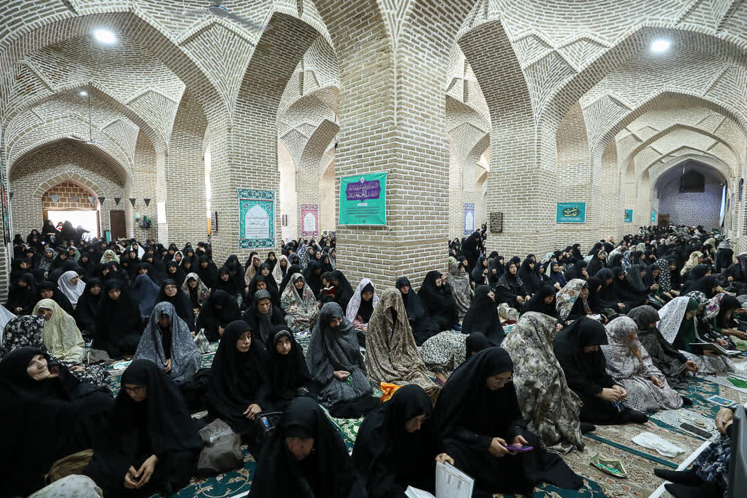 خبرگان رهبری با جدیت از وحدت جامعه دفاع می کند