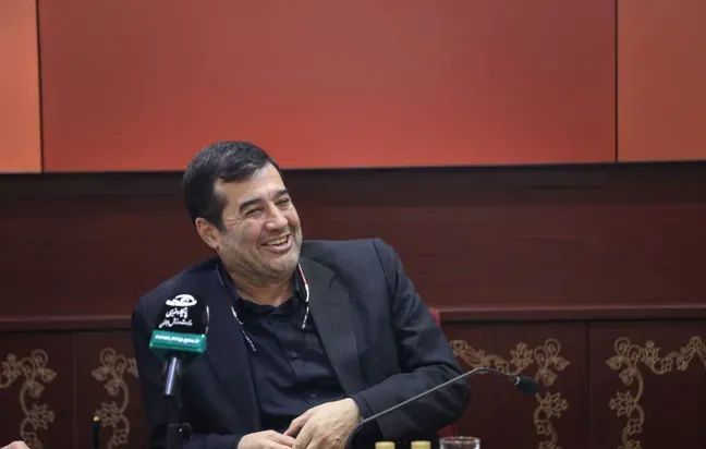 دنیامالی
