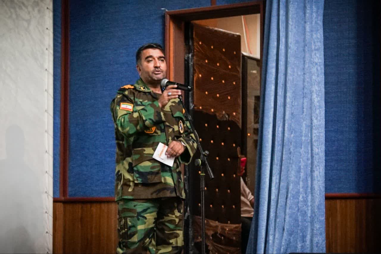 «به وقت ماندن»؛ روایتی از زندگی شهید پویا آموسی در سینما بهمن قزوین «به وقت ماندن»؛ روایتی از زندگی شهید پویا آموسی در سینما بهمن قزوین