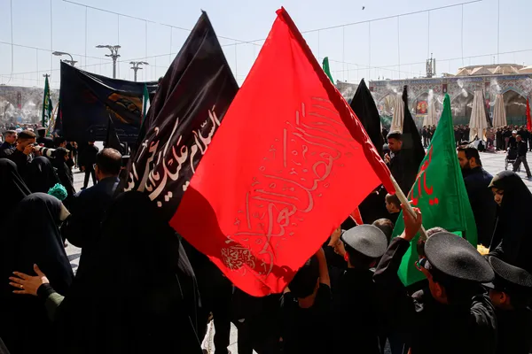  عزاداری هیئت کودکان در حرم مطهر امام هشتم(ع)