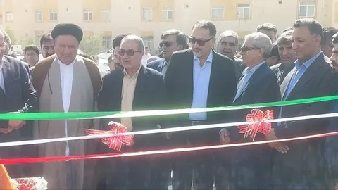 کلنگ‌زنی و افتتاح طرح‌های عمرانی و رفاهی در شهرستان کهگیلویه