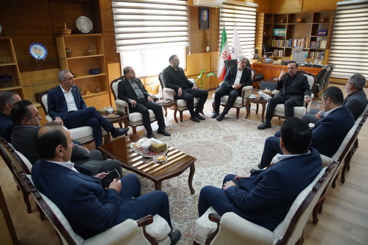 استاندار قزوین: بانک شهر میتواند شریک راهبردی توسعه استان شود استاندار قزوین: بانک شهر میتواند شریک راهبردی توسعه استان شود