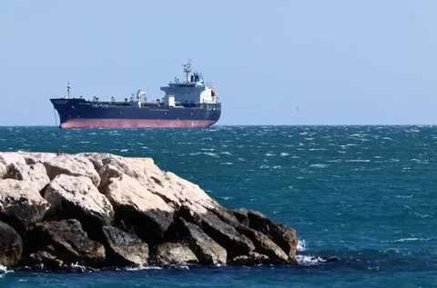 Oil minister: Iran's oil exports continue without interruption