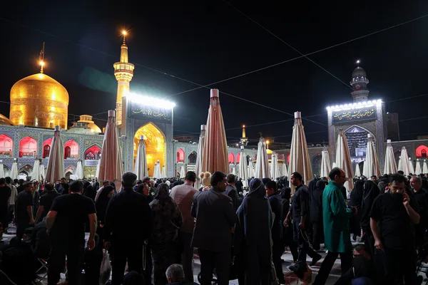  حرم مطهر رضوی در شب شهادت امام رضا