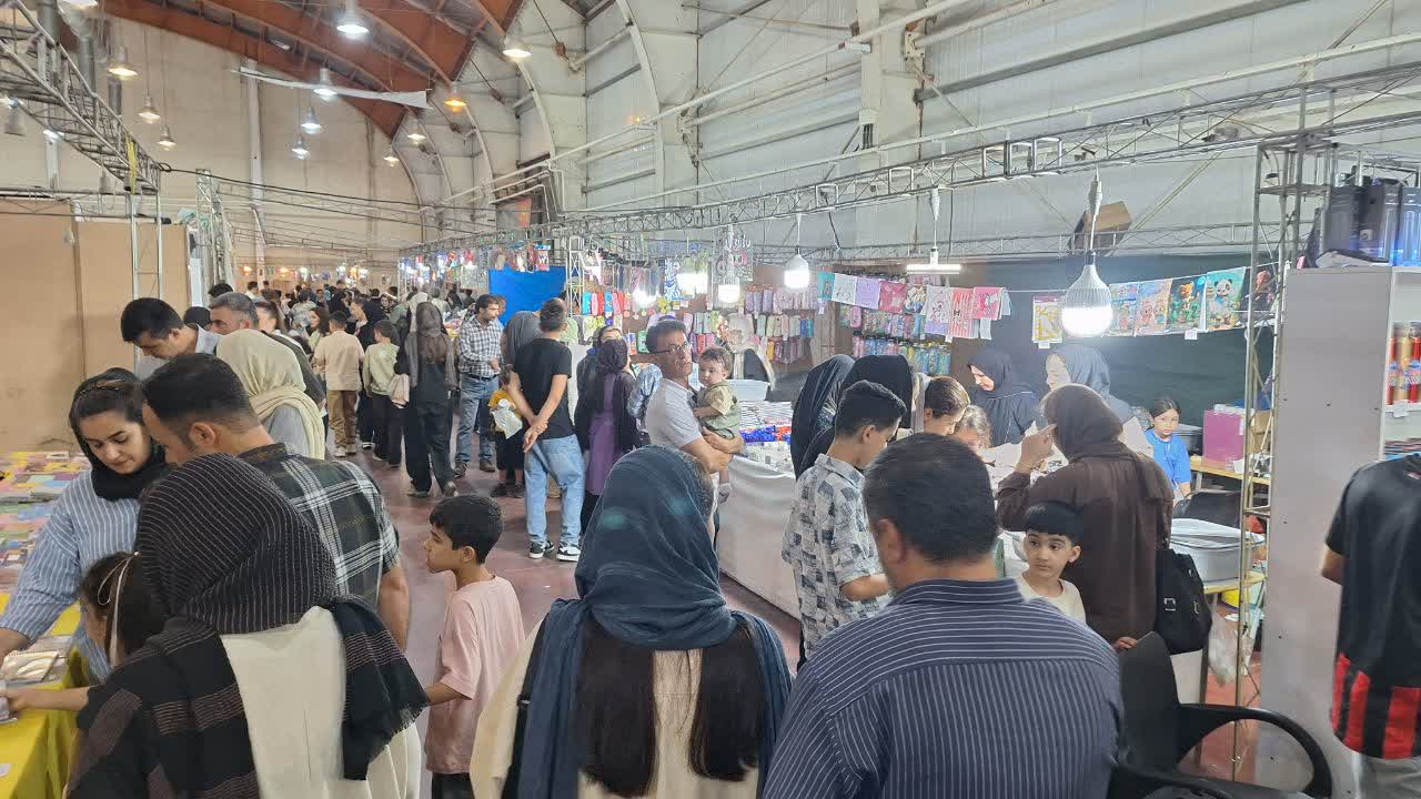 نمایشگاه پاییزه قزوین گشایش یافت