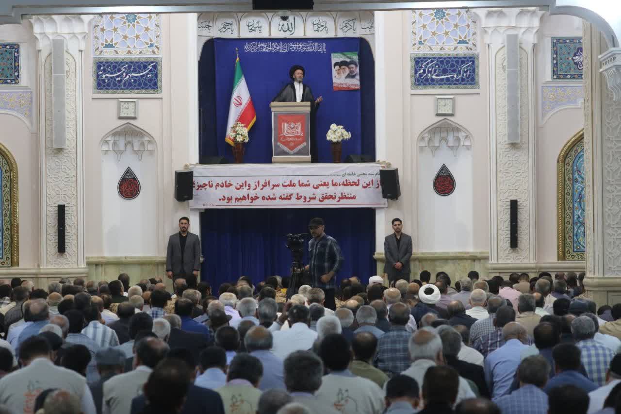 ورود ۴۵۰ هزار خودرو به اردبیل/آیتالله عاملی بر میهماننوازی و صیانت از فرهنگ منطقه تأکید کرد ورود ۴۵۰ هزار خودرو به اردبیل/آیتالله عاملی بر میهماننوازی و صیانت از فرهنگ منطقه تأکید کرد