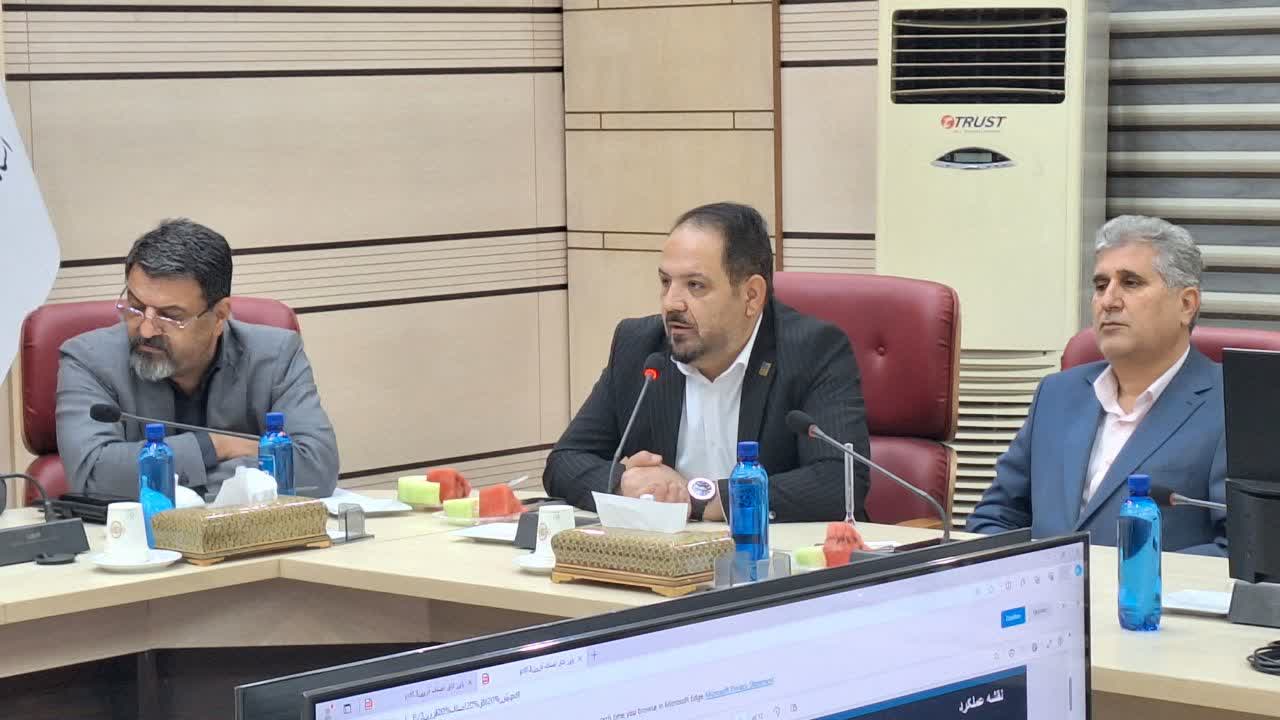 اصناف وبازاریان قزوین در جنگ اخیر کنار مردم و دولت بودند/ نشاط اجتماعی در چارچوب قانون و عرف جامعه دنبال شود
