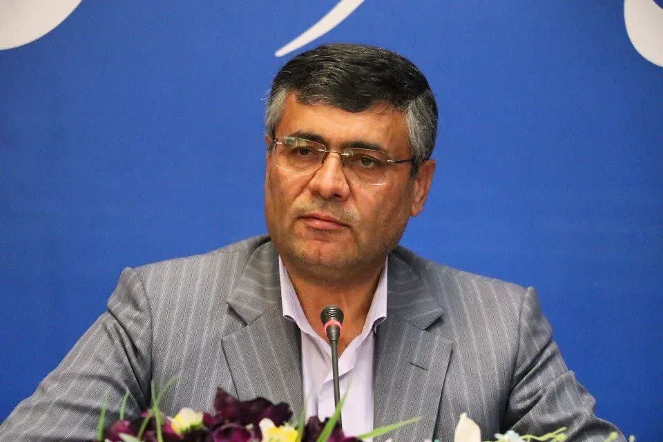 مدیران شهرستان بویین زهرا در بیان اقدامات و عملکرد دولت نباید لکنت زبان داشته باشند