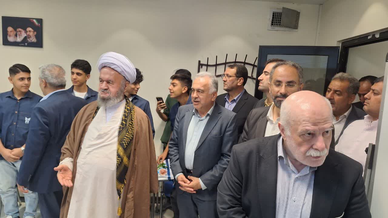 ارتقای علمی و حفظ کیان دانشگاه در مسیررهنمودهای رهبری دنبال میشود/افزایش شمار استادان تمام دانشگاه آزاد از ۹۷ به۴۹۸ نفر ارتقای علمی و حفظ کیان دانشگاه در مسیررهنمودهای رهبری دنبال میشود/افزایش شمار استادان تمام دانشگاه آزاد از ۹۷ به۴۹۸ نفر