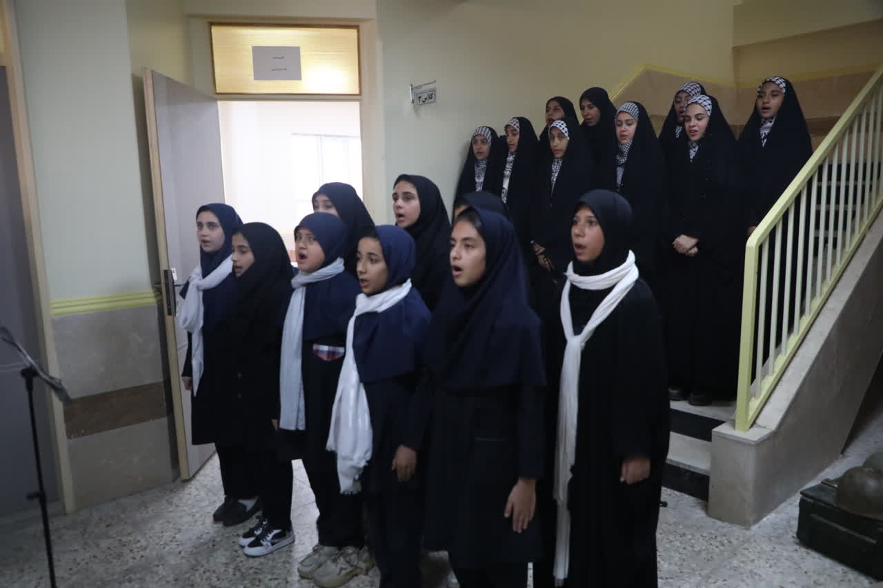 استاندار: احداث ۶۲۷ مدرسه در قالب نهضت توسعه عدالت آموزشی در خوزستان / سرانه فضای آموزشی خوزستان باید به میانگین کشوری برسد