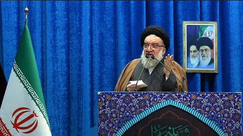 خاتمی: «مقاومت فعال و دیپلماسی هوشمندانه» گزینه‌ای قرآنی درباره جنگ و صلح است