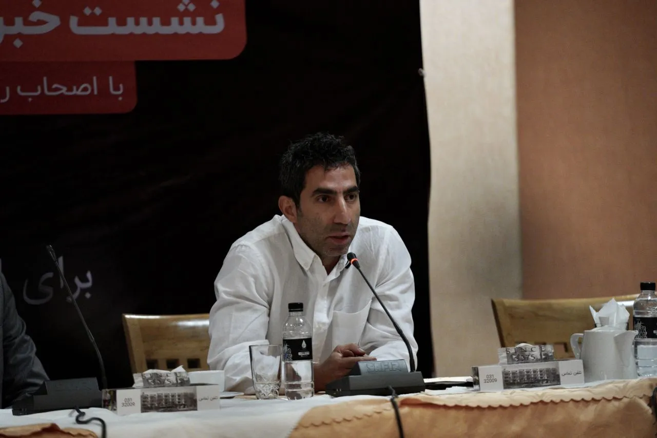 داوودی: گلنور برای ساختن آینده آمده است؛ صبر می‌کنیم تا جوان‌ها بدرخشند