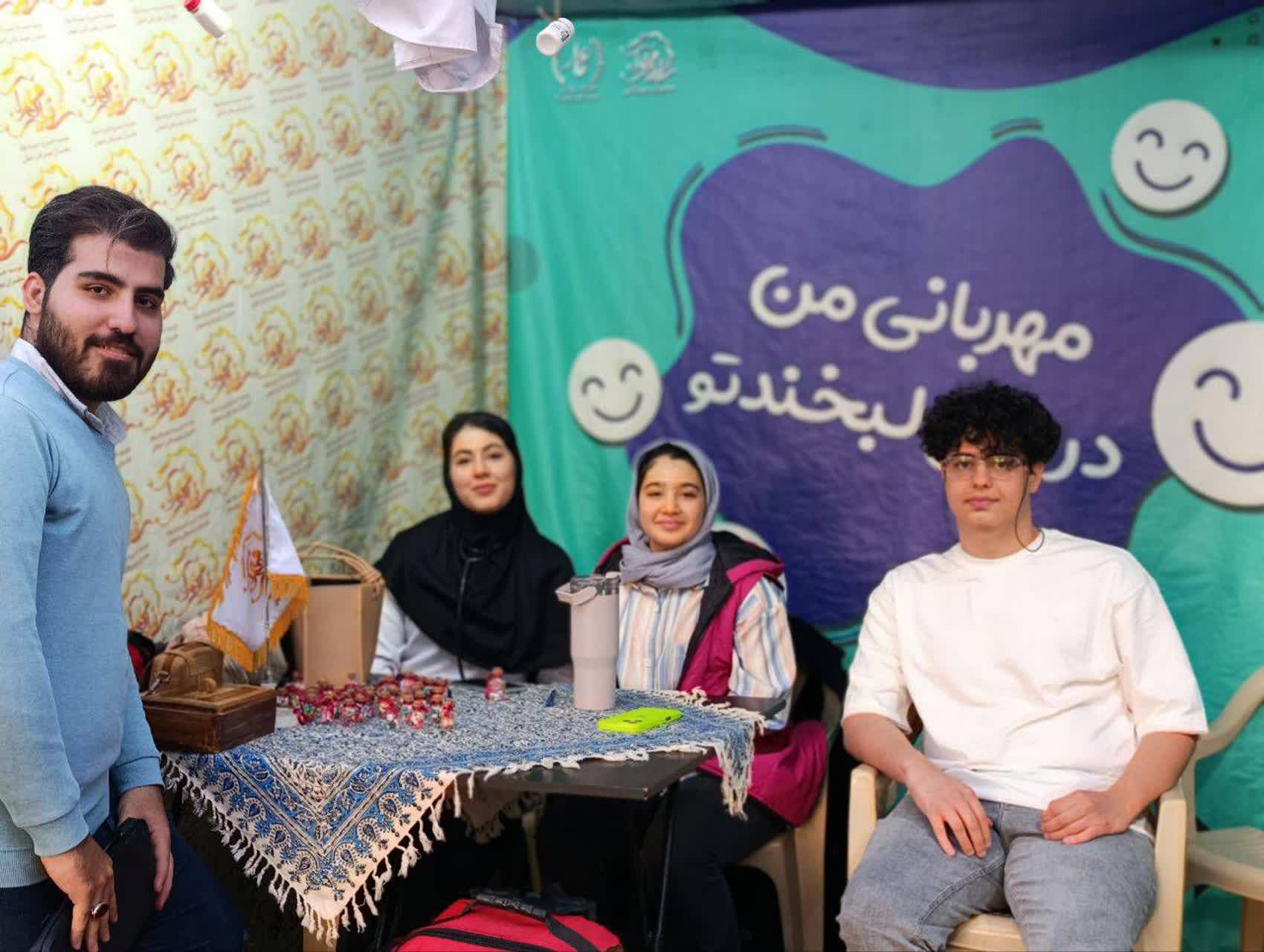 تجلی خدمت و شور جوانی در گذر چهارباغ اصفهان؛ وقتی «ایران یاران جوان» همیار مردم می‌شوند