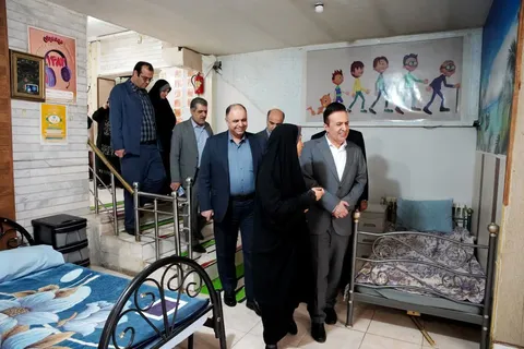 بازدید استاندار قزوین از مرکز جامع توانبخشی و نگهداری سالمندان خانه پدربزرگ ها