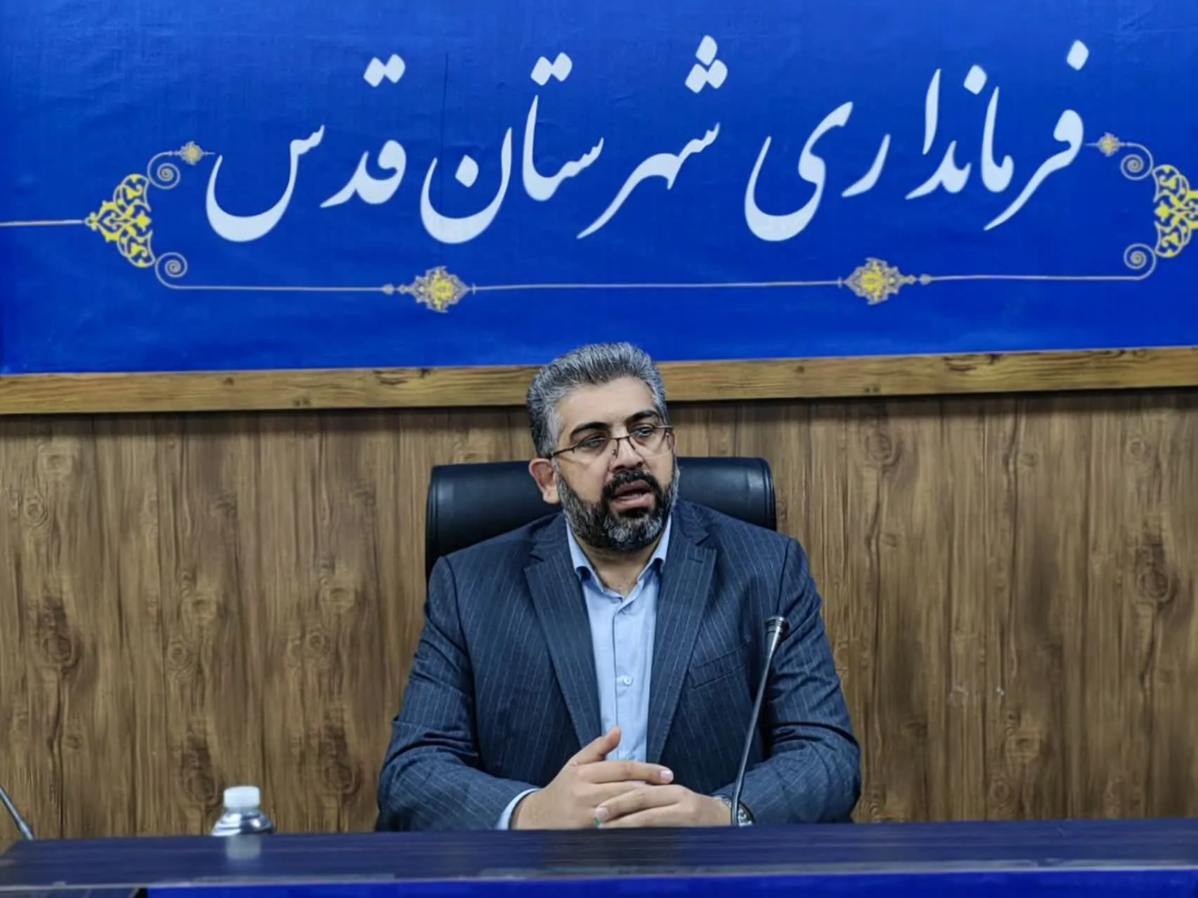 فرماندار قدس: هیچ کارخانه‌ای نباید به خاطر موانع اداری معطل بماند
