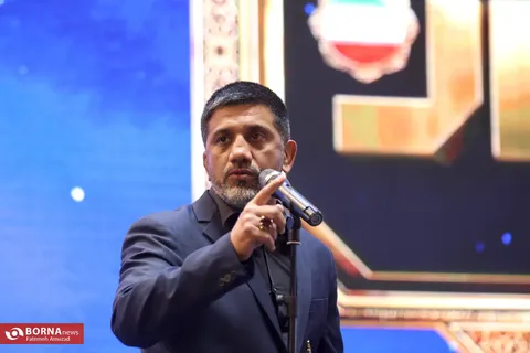 دبیر: دانشگاه آزاد یک فرصت برای ورزش است/ خودم کنشگر سیاسی هستم ولی ورود کشتی‌گیر به سیاست ممنوع است