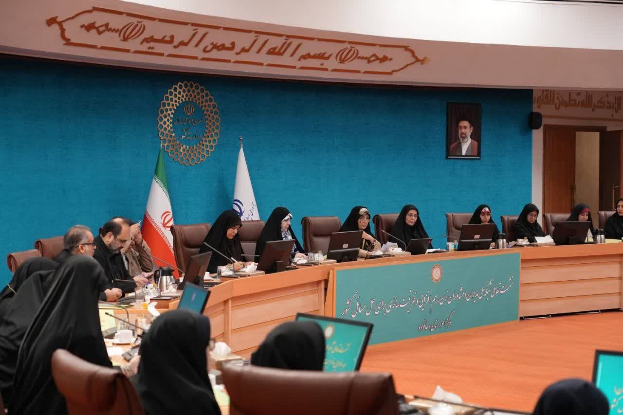 زنان؛ سرمایه اجتماعی و ظرفیت مؤثر در حل مسائل جامعه هستند