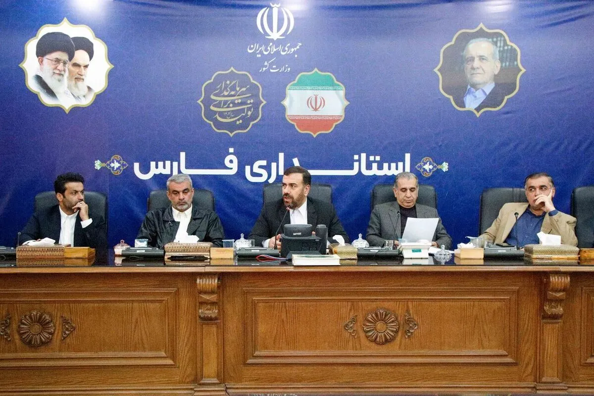 استاندار فارس: هدف از اجرای طرح اقتصادی دولت تحقق عدالت اقتصادی است