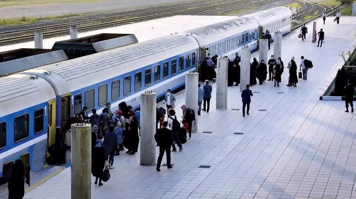 Iran to launch 3 new rail routes to neighboring countries