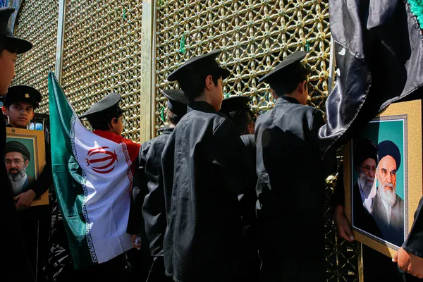  عزاداری هیئت کودکان در حرم مطهر امام هشتم(ع)